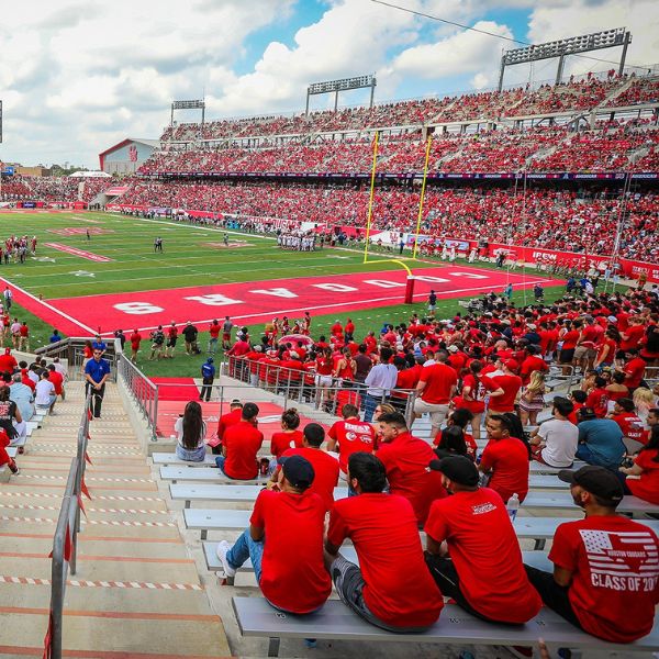 UNI football game day experience - UNI Athletics